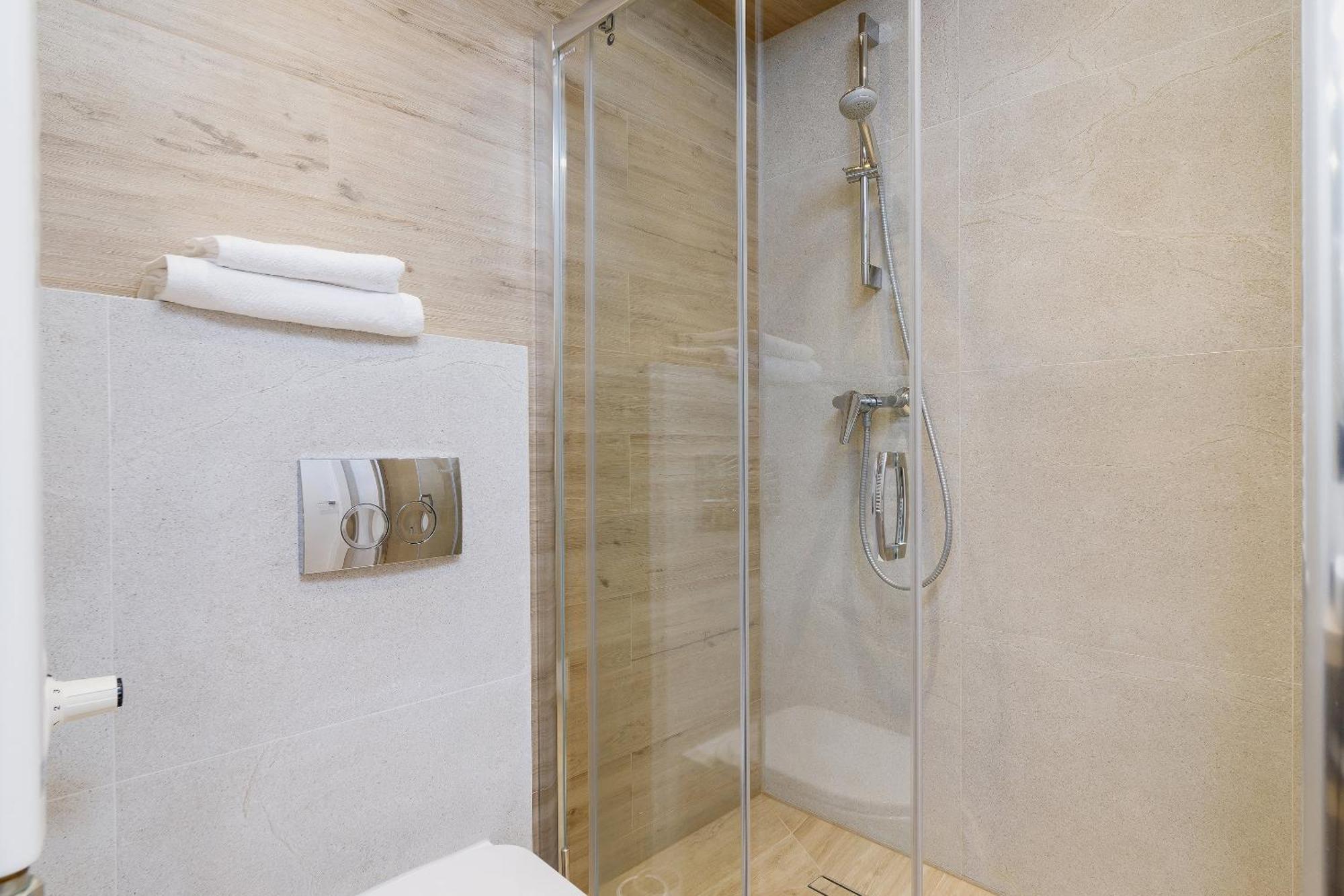 Apartment For Two - Pilsudskiego 1 Street كراكوفيا المظهر الخارجي الصورة